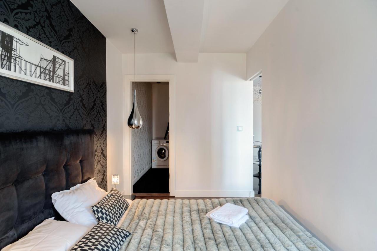 Luxury Apartment In The Old Town Warsaw Exterior photo